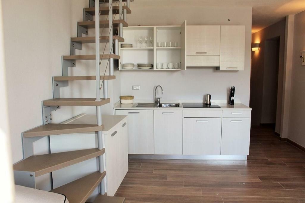 Residenza Del Capitano Luxury Apartments Леванто Екстер'єр фото